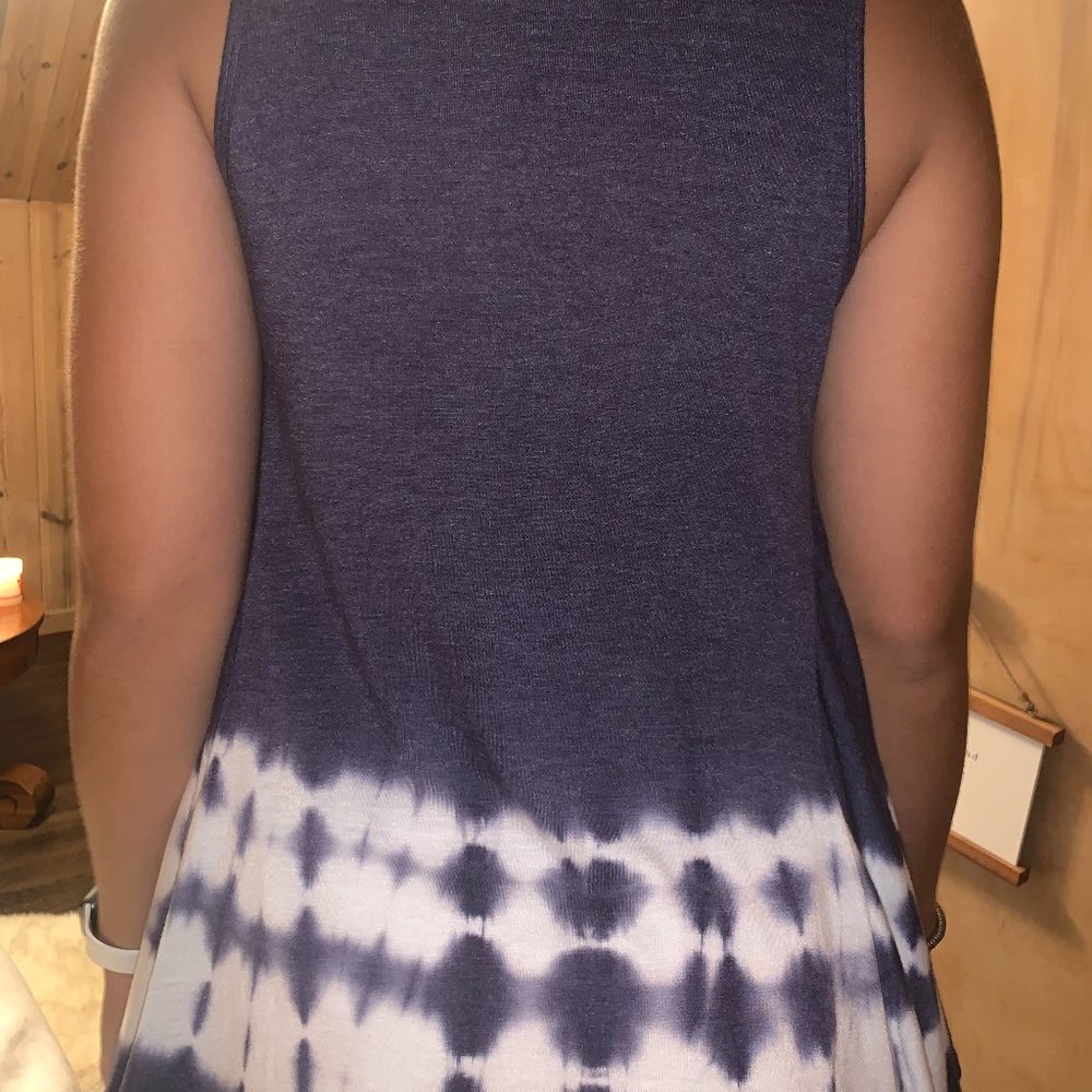 Top - Picture 2 of 3